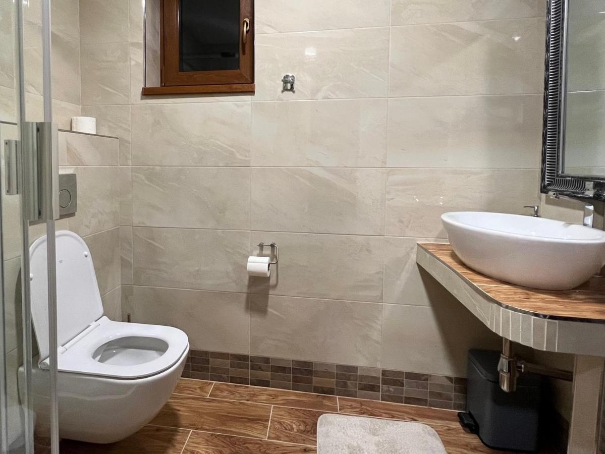 Hotel Galeria Pezinska Baba Pezinok Dış mekan fotoğraf